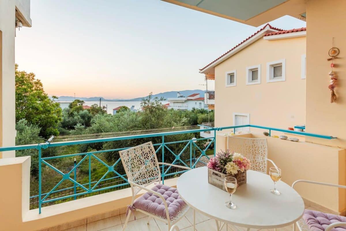 Seaview Terrace Haven-Perfect Location By The Sea Villa Kalamata Dış mekan fotoğraf